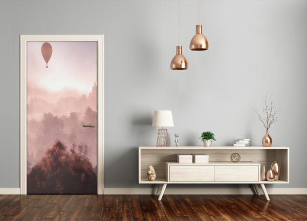 Naklejka fototapeta na drzwi Latający balon las