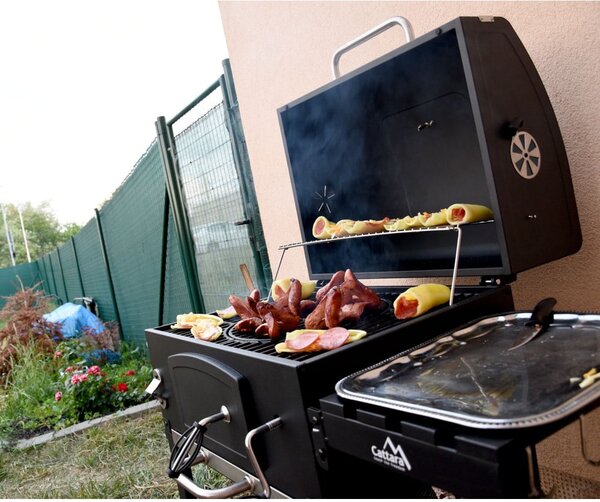 Grill na węgiel drzewny z żeliwnym rusztem Cattara Royal