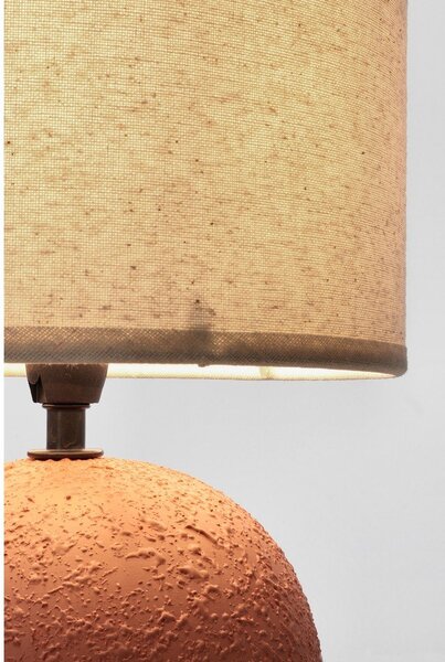 Lampa stołowa ceramiczna w kolorze terakoty z tekstylnym kloszem (wysokość 32 cm) Irvin – Yes Everyday