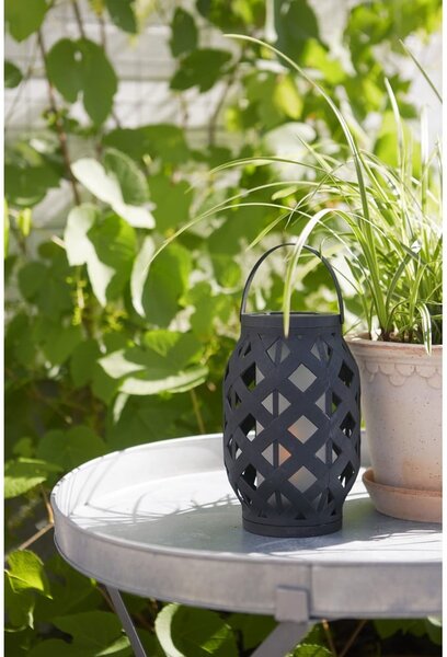 Czarny lampion Star Trading Flame Lantern, wys. 23 cm