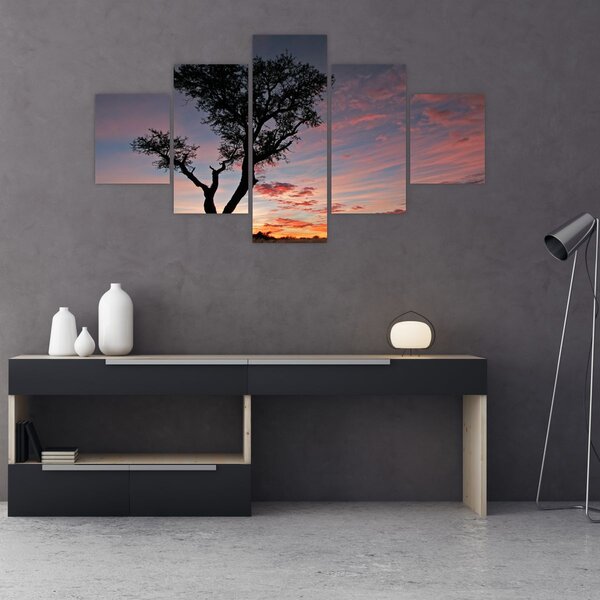 Obraz - Drzewo i czerwonawe odcienie (125x70 cm)