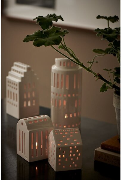 Biały ceramiczny świecznik Kähler Design Urbania Lighthouse Smithy
