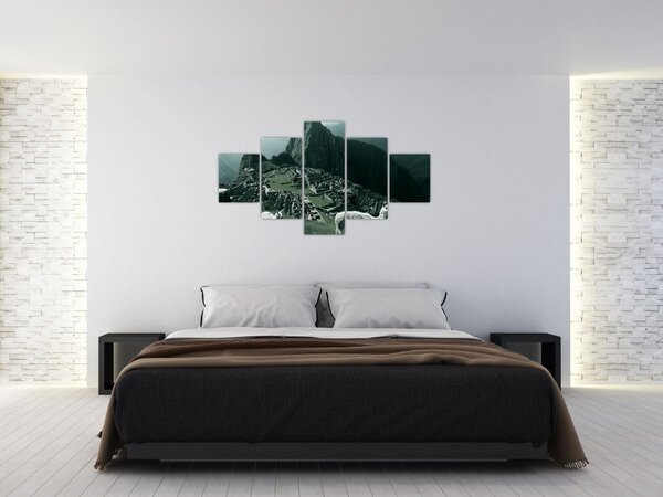 Obraz - Lamy w Machu Picchu w Peru (125x70 cm)