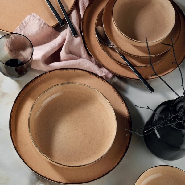 24-częściowy zestaw różowych porcelanowych naczyń Kütahya Porselen Pearl