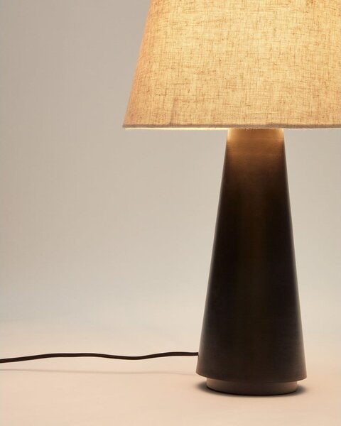 Czarno-beżowa lampa stołowa z tekstylnym kloszem (wys. 60 cm) Torrent – Kave Home