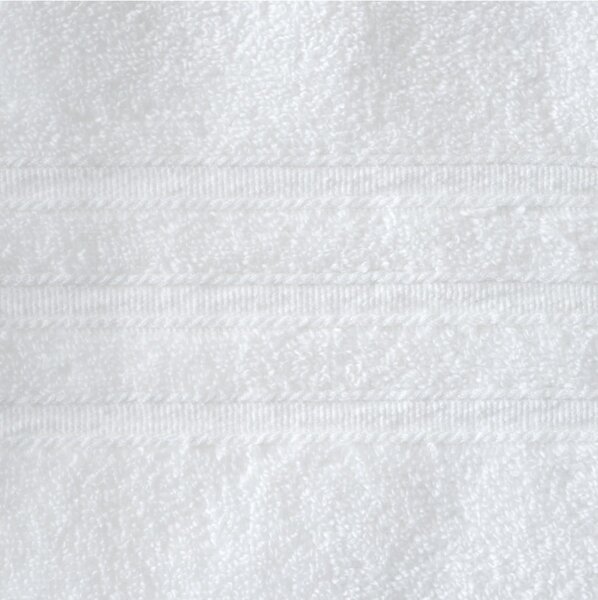 Białe bawełniane ręczniki kąpielowe frotte zestaw 2 szt. 90x140 cm Zero Twist – Catherine Lansfield