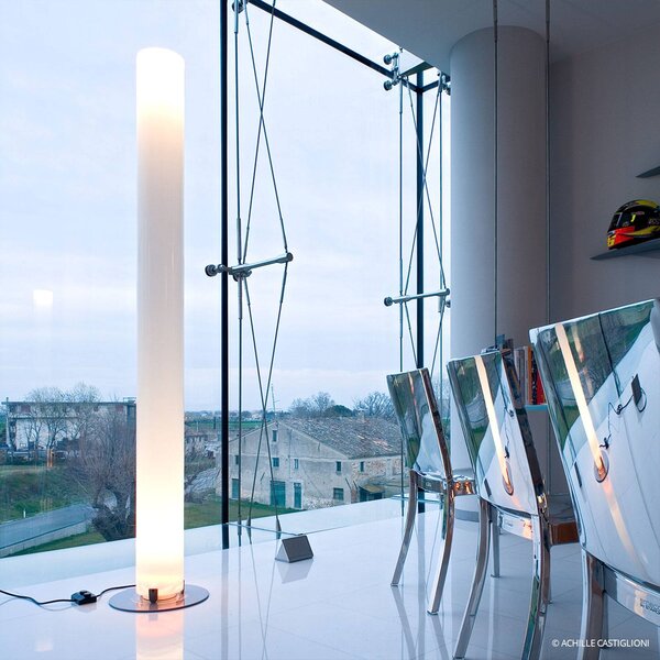 FLOS Lampa stojąca designerska Stylos, biały / opal, salon / jadalnia, tworzywo sztuczne, design