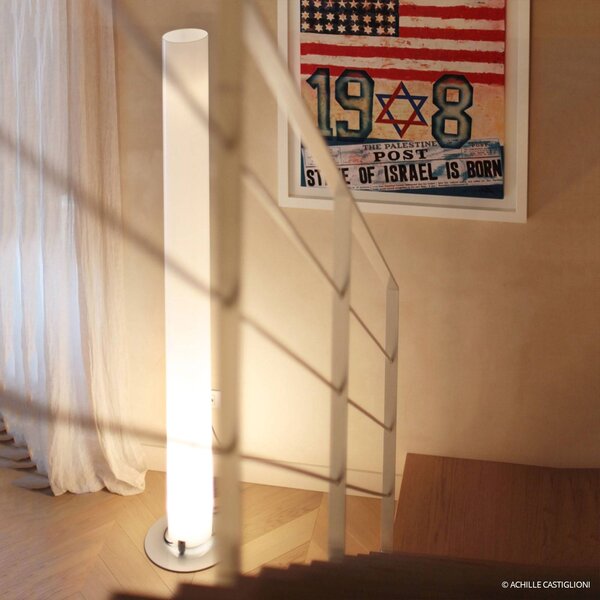 FLOS Lampa stojąca designerska Stylos, biały / opal, salon / jadalnia, tworzywo sztuczne, design