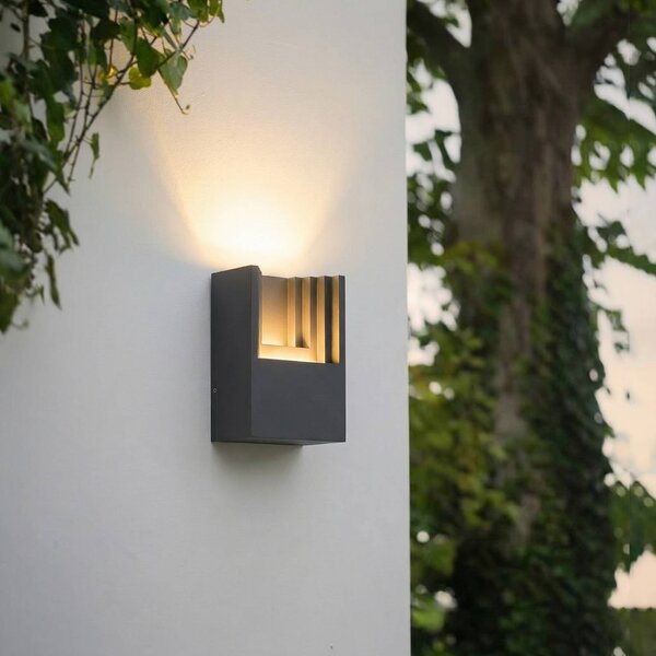 Kinkiet zewnętrzny LED Aurali Lindby, czarny, aluminium, nowoczesny
