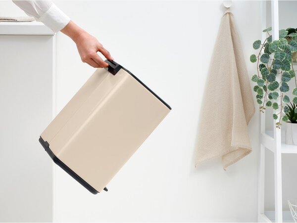 Beżowy stalowy kosz na śmieci z pedałem 12 l Bo – Brabantia