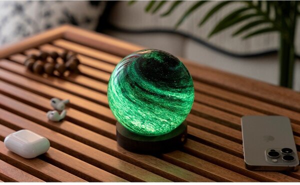 Ciemnobrązowa/w ciemnym naturalnym kolorze dekoracja świetlna na USB ø 8 cm Stellar Ocean – Gingko