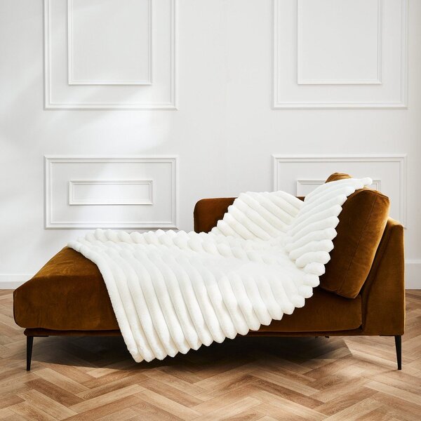 Kremowy koc z mikropluszu 180x220 cm Boudoir – douceur d'intérieur
