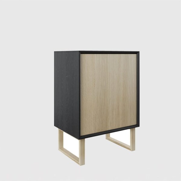 Komoda dębowa Elegant Wood II, typu box - przepiękna drewniana pomalowana na czarno komoda, która wypełni każde wnętrze