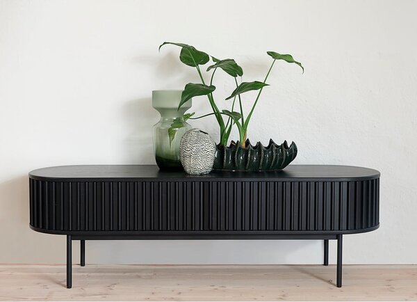 Czarna szafka pod TV w dekorze dębu 48x160 cm Siena – Unique Furniture