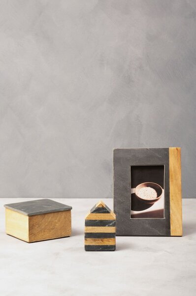 Szara kamienna ramka 18x23 cm Kata – Premier Housewares