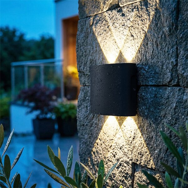 Lampa ścienna zewnętrzna czarna z LED 4-światła IP54 - Silly