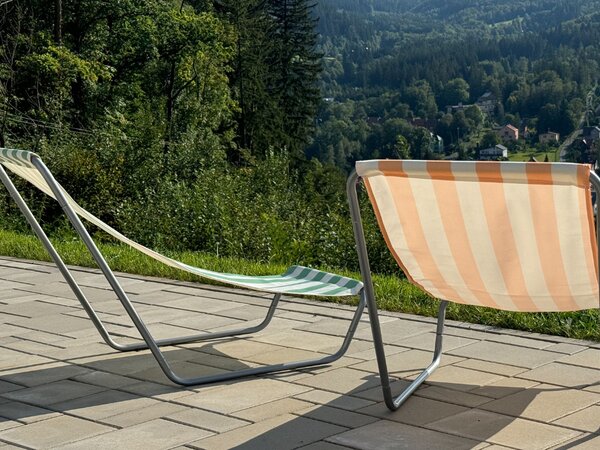 Zestaw 2 składanych leżaków plażowych SAND, jasne zielone paski