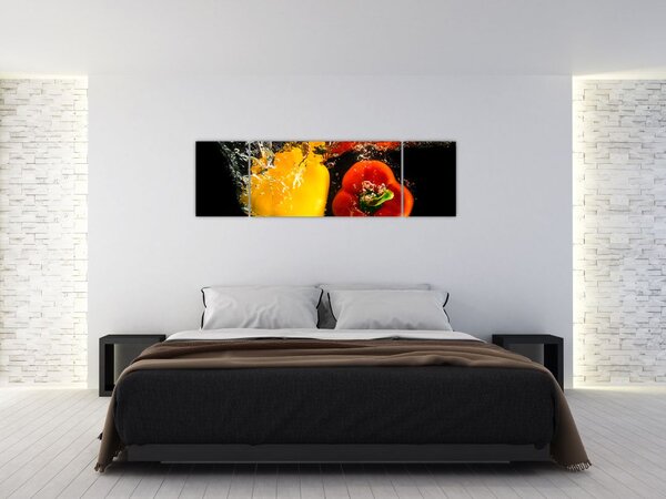 Obraz - papryki w wodzie (170x50 cm)