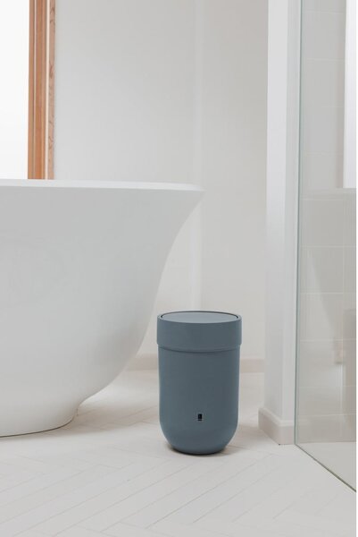 Niebieski plastikowy kosz na śmieci 6 l Touch – Umbra
