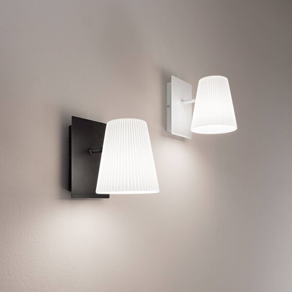 Luce Ambiente Design Kinkiet Cult, możliwość ściemniania, biały / opal, salon / jadalnia, metal, nowoczesny