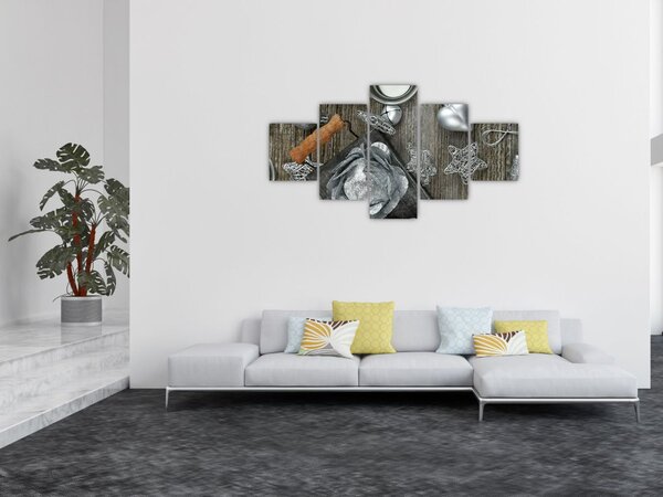 Obraz - srebrne ozdoby świąteczne (125x70 cm)