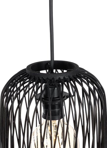 Rustykalna lampa wisząca zewnętrzna czarna rattanowa 3-światłowa - Calamus