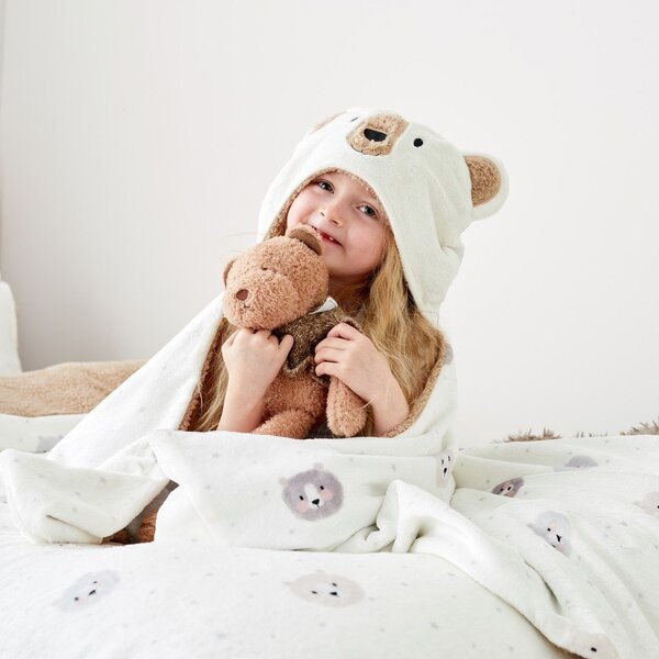 Brązowo-kremowy koc dziecięcy z kapturem z mikropluszu 90x125 cm Cosy Bear – Catherine Lansfield