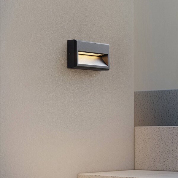 Kinkiet zewnętrzny LED Weno Lucande, czarny, aluminium, nowoczesny