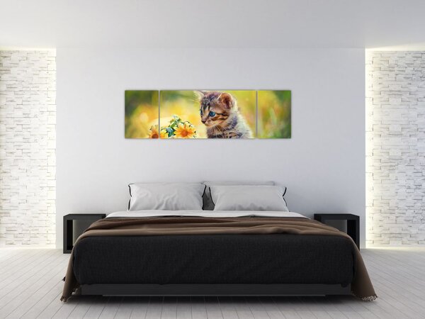 Obraz kotka patrzącego na kwiat (170x50 cm)