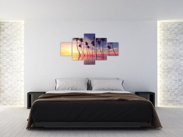 Obraz palm wznoszących się nad powierzchnią (125x70 cm)