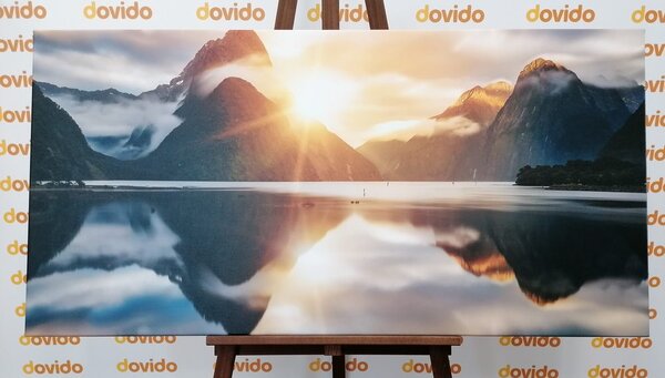 Obraz Milford Sound o wschodzie słońca