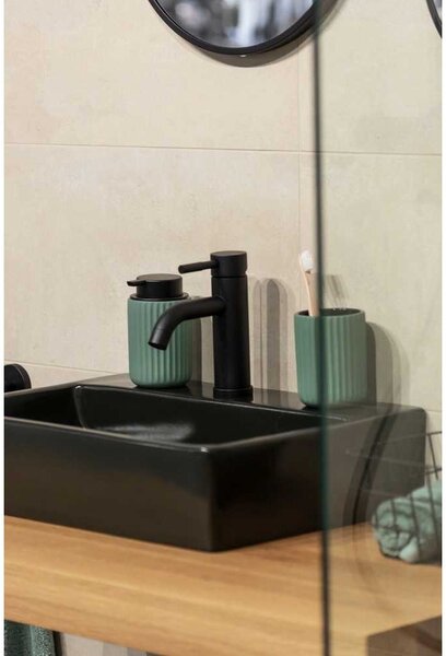 Zielony zestaw ceramicznych akcesoriów łazienkowych Belluno – Wenko