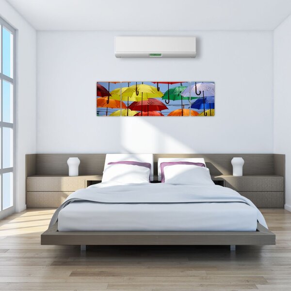Obraz kolorowych parasoli (170x50 cm)
