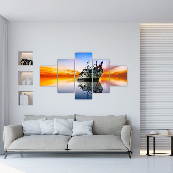 Obraz - Wschód słońca nad wrakiem łodzi (125x70 cm)