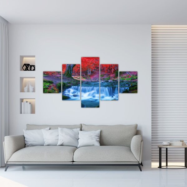 Obraz wodospadu w czerwonym lesie (125x70 cm)