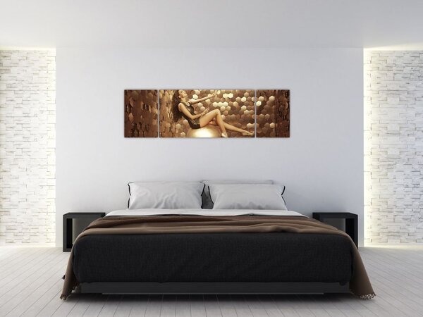 Obraz kobiety w złotym pokoju (170x50 cm)
