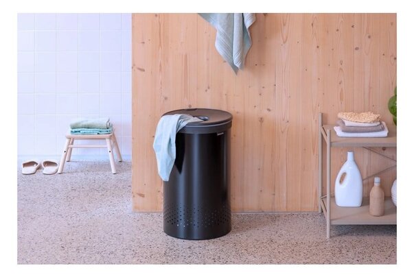Metalowy kosz na pranie w kolorze matowej czerni 60 l – Brabantia