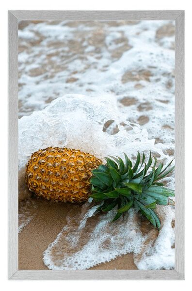 Plakat ananas w fali oceanu