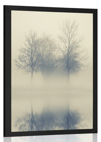 Plakat drzewa we mgle