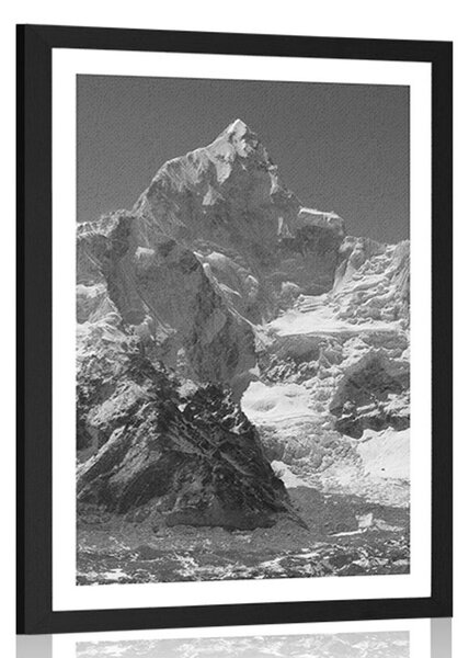 Plakat z passe-partout piękny szczyt górski w czerni i bieli