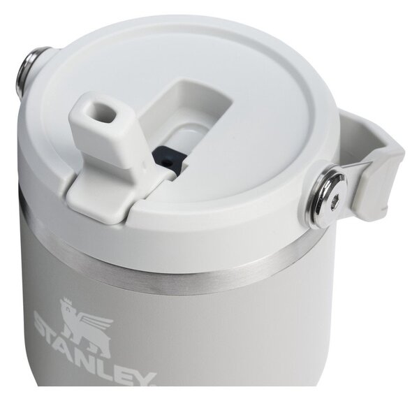 Jasnoszary termos ze stali nierdzewnej 600 ml IceFlow™ Flip Straw 2.0 Tumbler Ash – Stanley