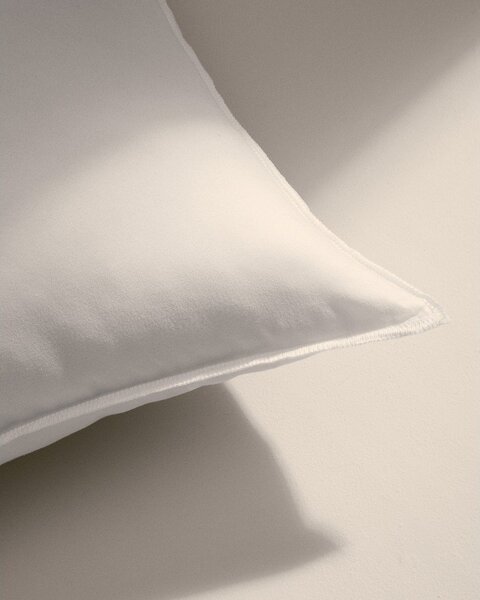 Poduszka 40x60 cm Fluff – Kave Home