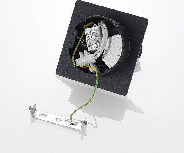 Kinkiet LED Magya Lucande, czarny, salon / jadalnia, aluminium, nowoczesny