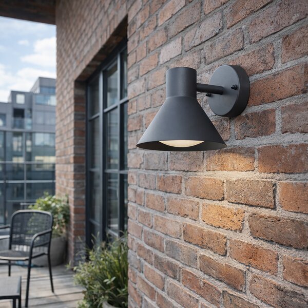 Industrialna lampa ścienna zewnętrzna ciemnoszara stożek IP44 - Natas