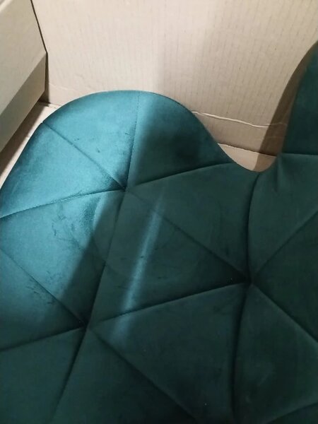 PROMOCJA Fotel biurowy AVOLA VELVET - MIESZANKA KOLORÓW II. jakość