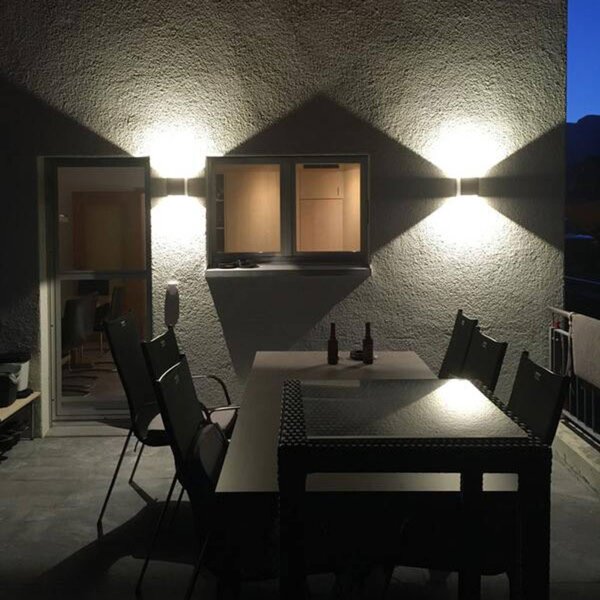 Kinkiet zewnętrzny LED Riak Lucande, aluminiowy / szary / cynkowy, łazienka, beton, nowoczesny