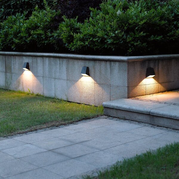 Kinkiet zewnętrzny LED Hanno Lucande, czarny, aluminium, nowoczesny