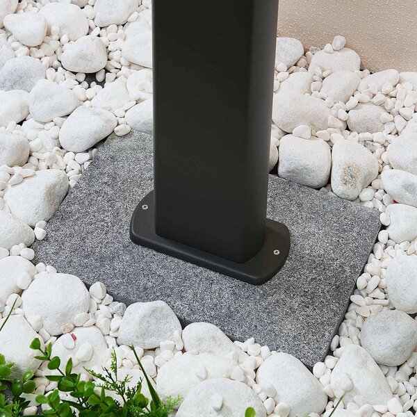 Słupek oświetleniowy LED Mhairi Lucande, aluminiowy / szary / cynkowy, aluminium, nowoczesny