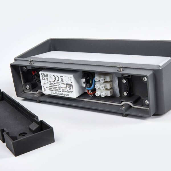 Kinkiet zewnętrzny LED Midvig Lucande, czarny, aluminium, nowoczesny