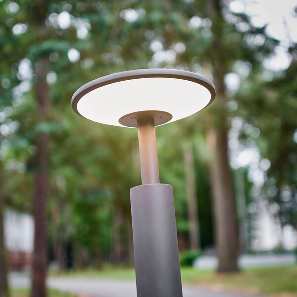 Słupek oświetleniowy LED Fenia Lucande, czarny, aluminium, nowoczesny
